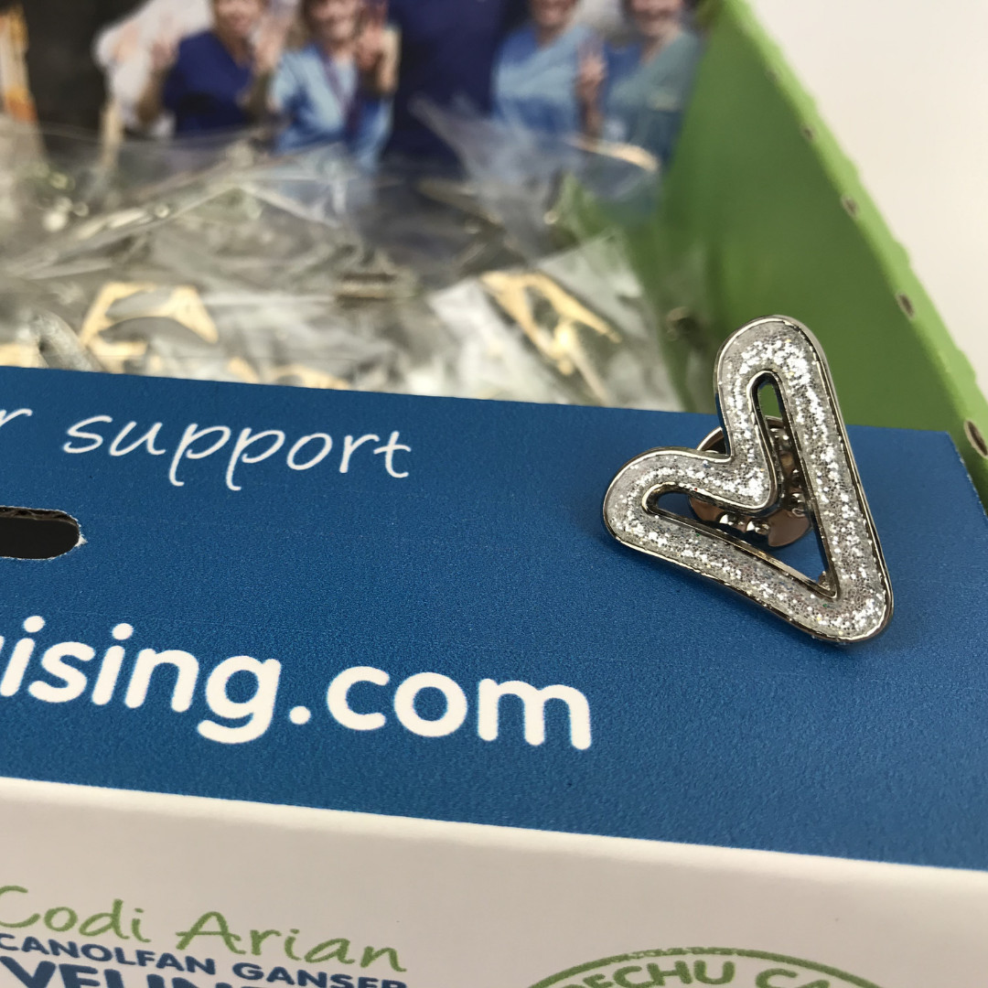 Velindre Outlet Badge Pack - Image 9